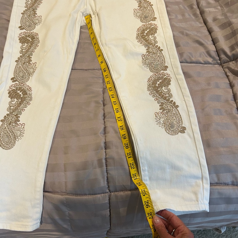 Women's Embroidered White and Gold Jeans - Picture 6 of 8